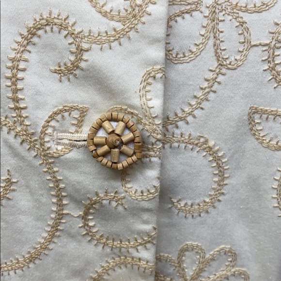 Jones New York Embroidered Blazer - Picture 3 of 5